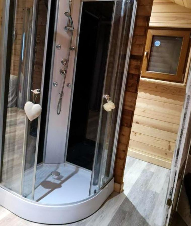 Chalet Chaleureux A Louatre Avec Piscine Partagee Luaran gambar